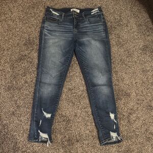 BKE Payton universal fit skinny destructed jeans. Size 27 x 27